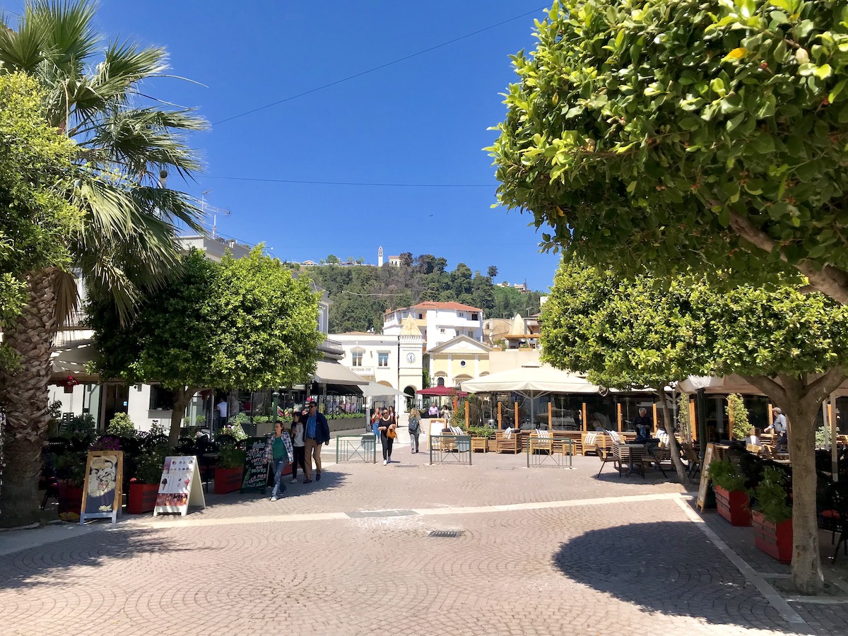 Zakynthos stad gezellig plein